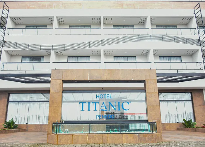 Hotel Titanic Penedo